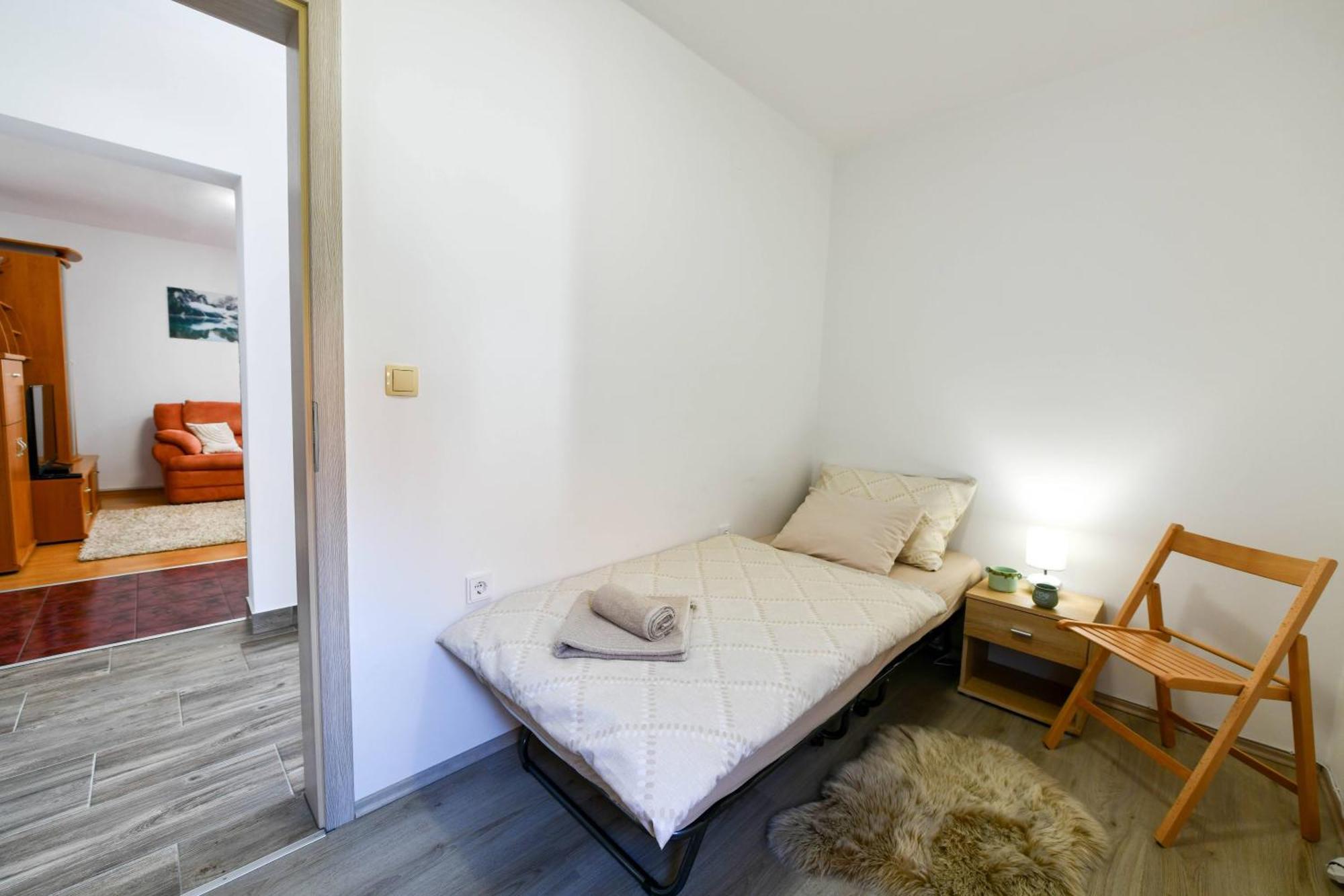 Apartman Tina Rakovica Exterior foto